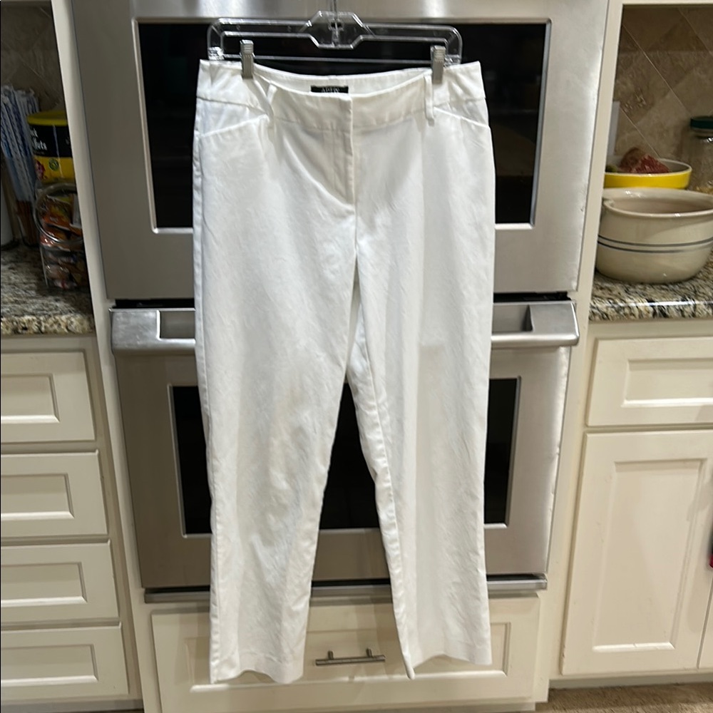 Apt. 9 White Straight Leg Pants